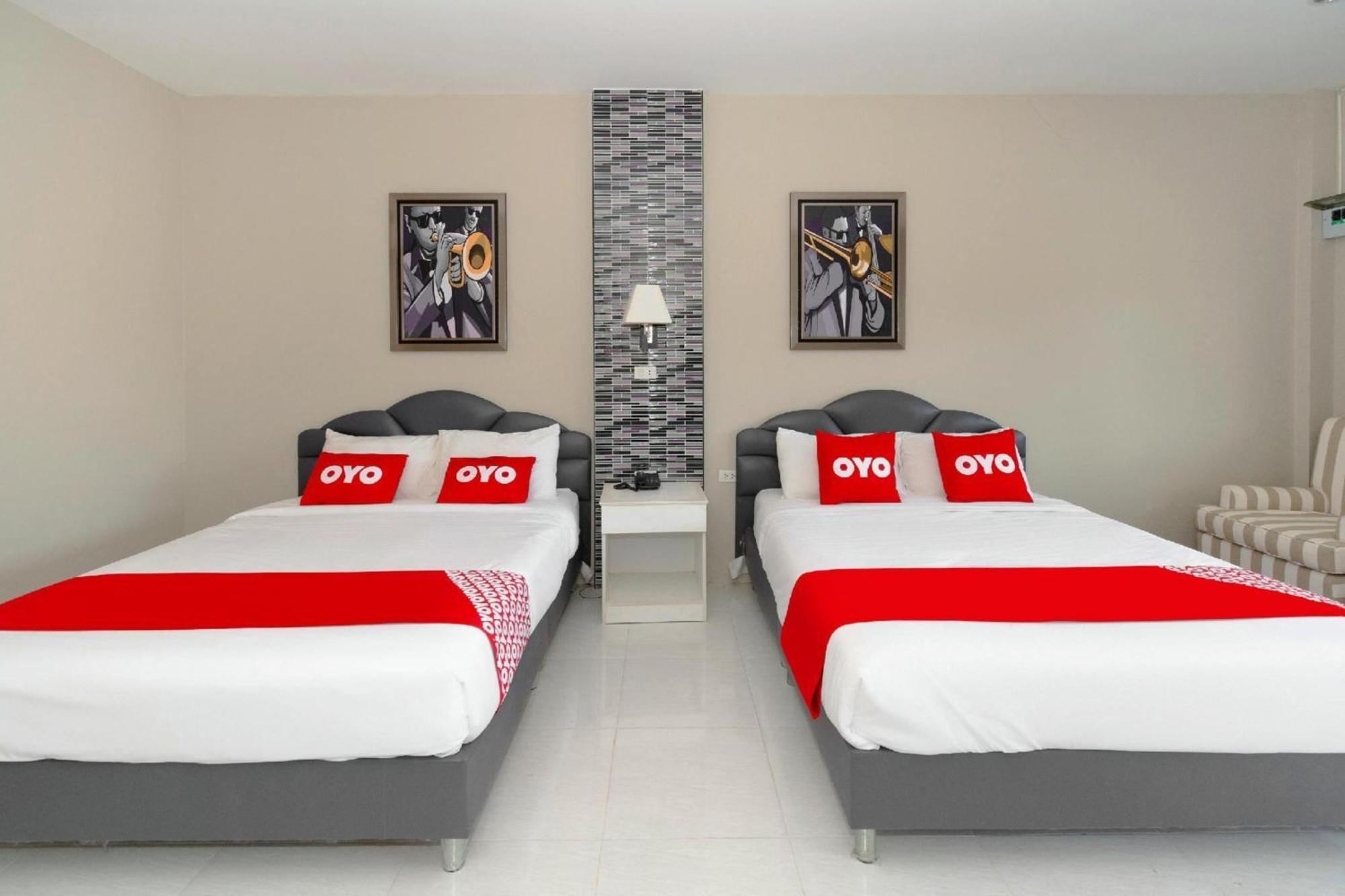 Highway Hotel HHQ Zewnętrze zdjęcie