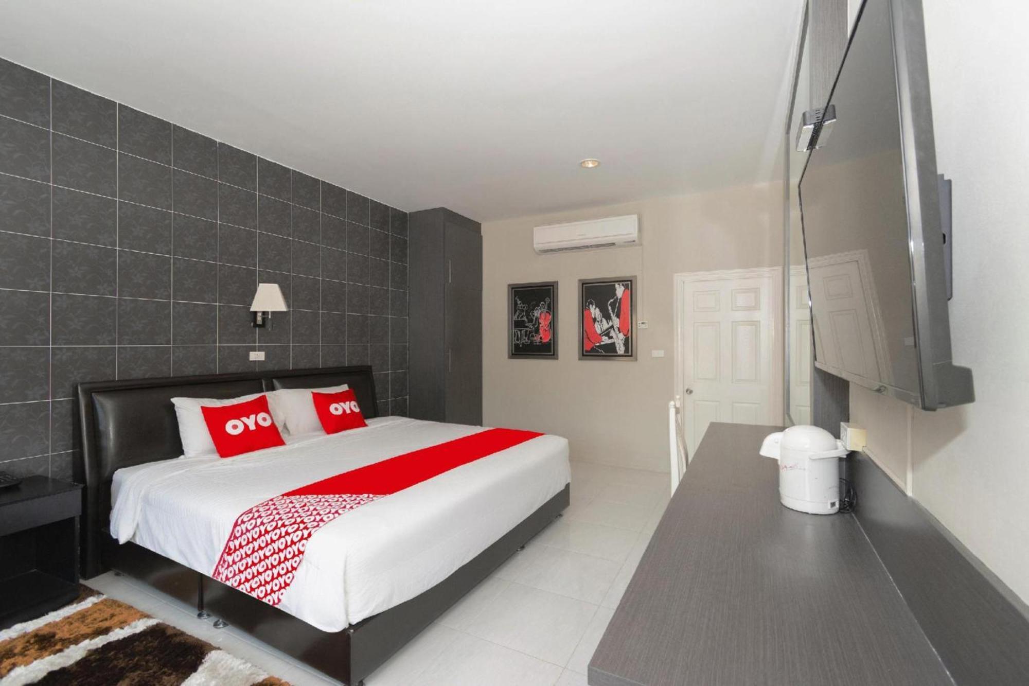 Highway Hotel HHQ Zewnętrze zdjęcie