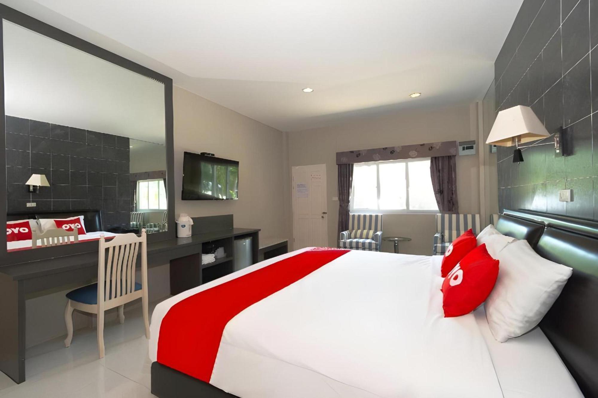 Highway Hotel HHQ Zewnętrze zdjęcie